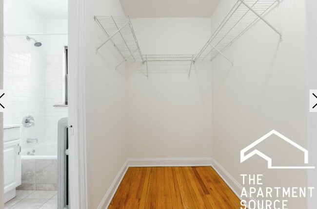 Building Photo - 2649 N Spaulding Ave