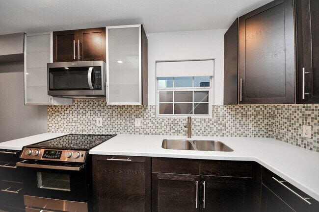 Foto del edificio - 2332 Sheridan St