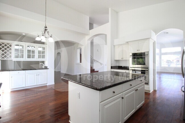 Building Photo - 21104 N 69th Dr