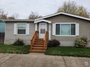 Building Photo - 33175 Geranium Ln