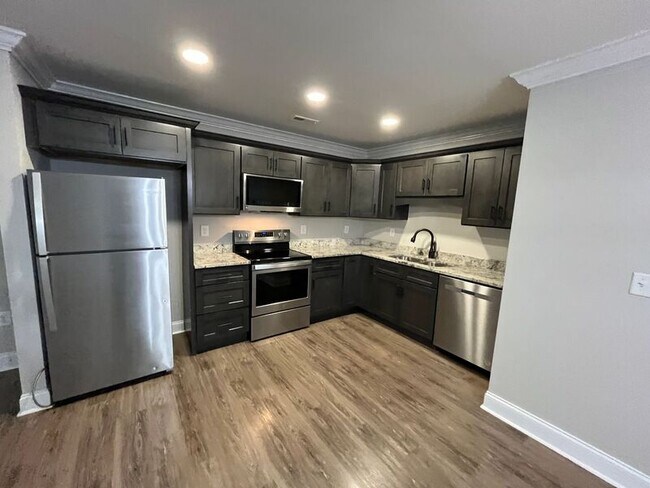 Foto del edificio - 62 Brown Estates Dr