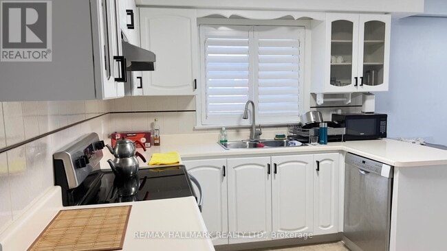 Building Photo - 148 Derrydown Rd