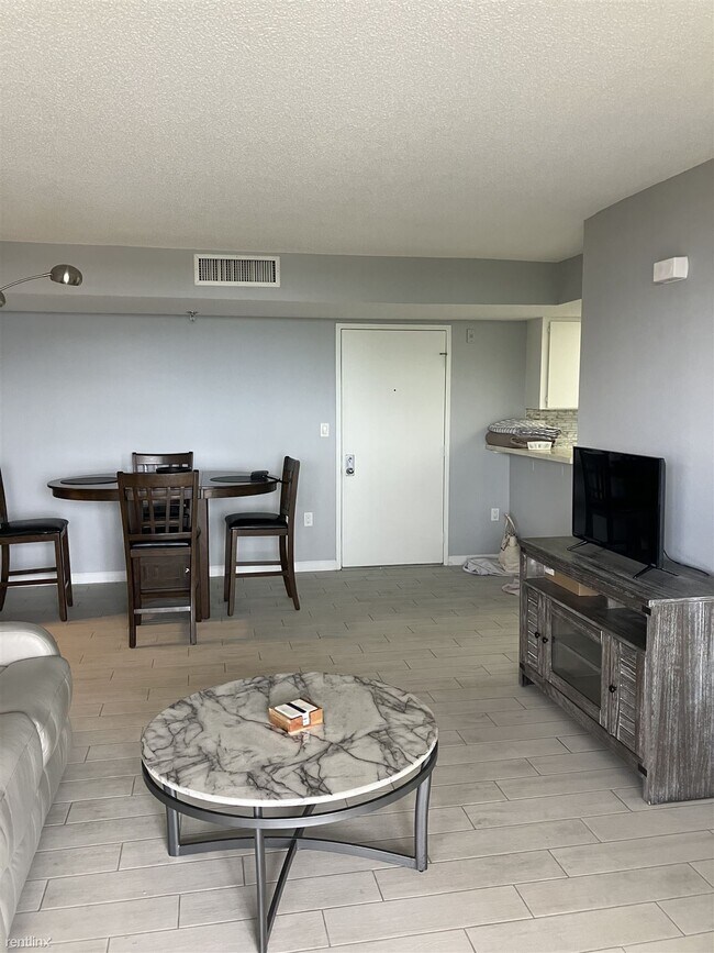 Foto del edificio - 2 br, 2 bath Condo - 3006 Caring Way 524