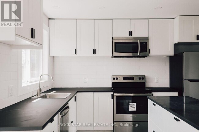 Photo du bâtiment - 69 Austin Dr