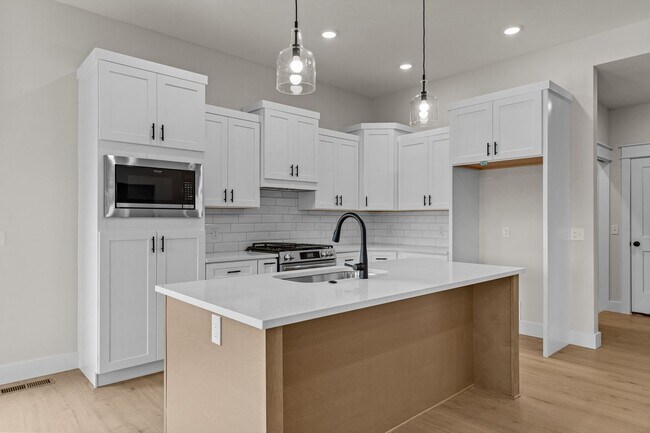 Foto del edificio - 702 S Thornridge Dr