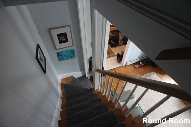 Building Photo - 35 Chestnut Ave