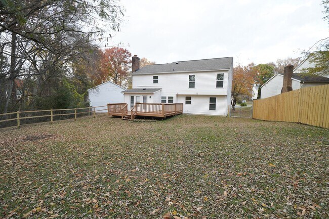 Foto del edificio - Recently Remodelded 2 story 4 bed, 2 1/2 b...