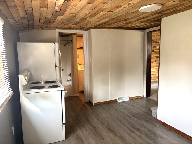 Foto del edificio - 516 W Wescott Ave