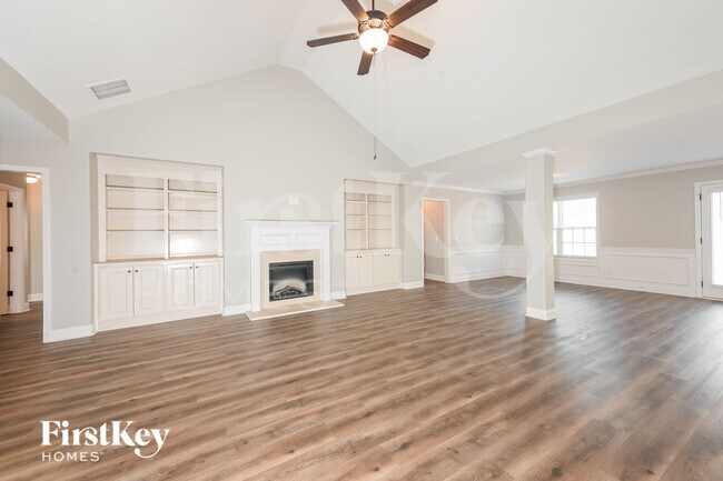 Foto del edificio - 1921 Roxey Ln