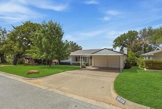 Building Photo - 5533 Sam Calloway Rd