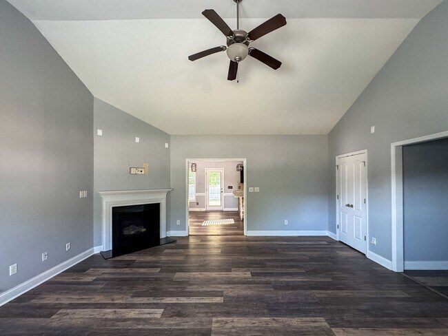 Foto del edificio - Attractive 3 Bed 2 Bath Home in Westgate