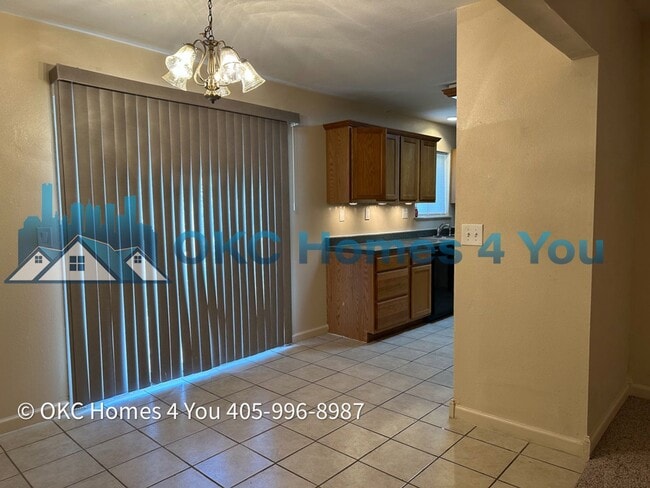 Building Photo - 3 Bedroom, 1 Bathroom Home in Bethany