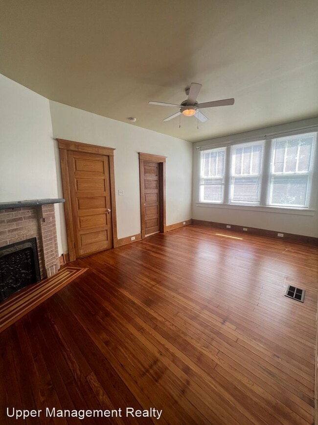 Building Photo - 1 br, 1 bath Apartment - 4422 S. Liberty 4...