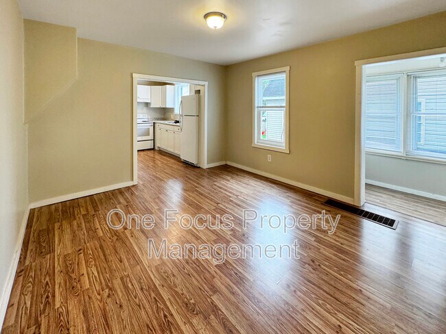 Foto del edificio - 704 Pearl St