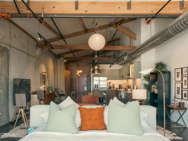 Foto del edificio - 530 S Hewitt St