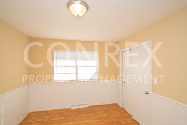 Building Photo - Welcome Home to this Charming Three Bedroom