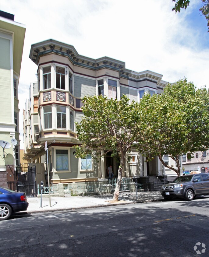 Building Photo - 3356 24th St