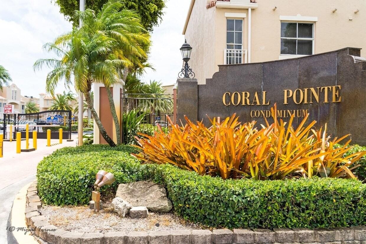 Foto principal - 675 NW 85th Ct