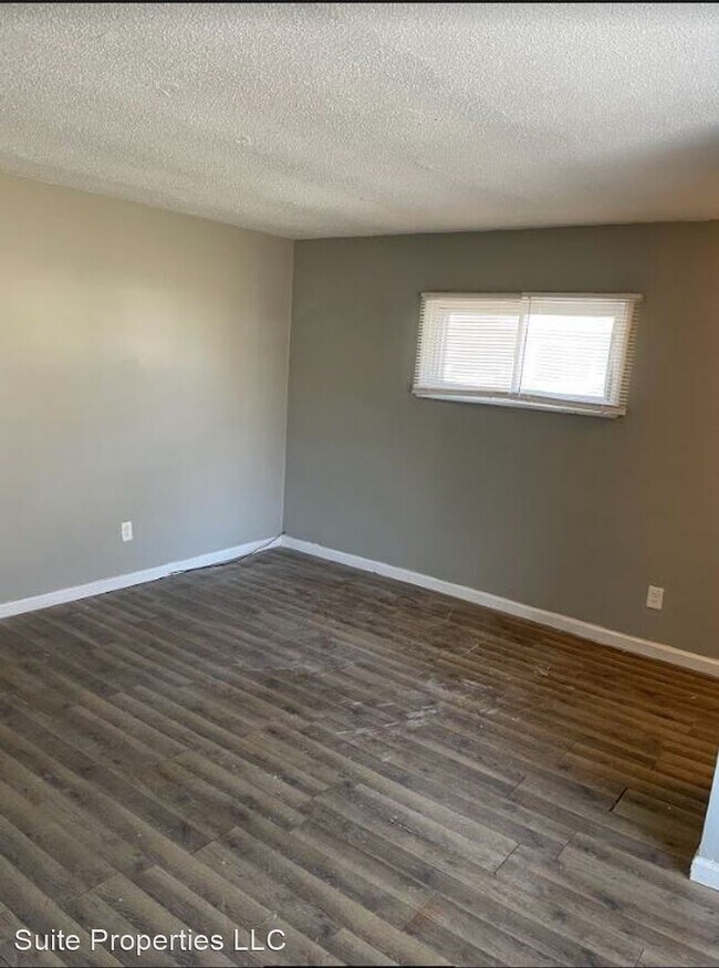 Building Photo - 3 br, 1 bath House - 27047 Florence St