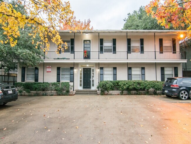Foto del edificio - 4311 Cole Ave