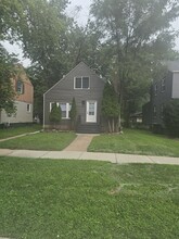 Building Photo - 14813 Evers St
