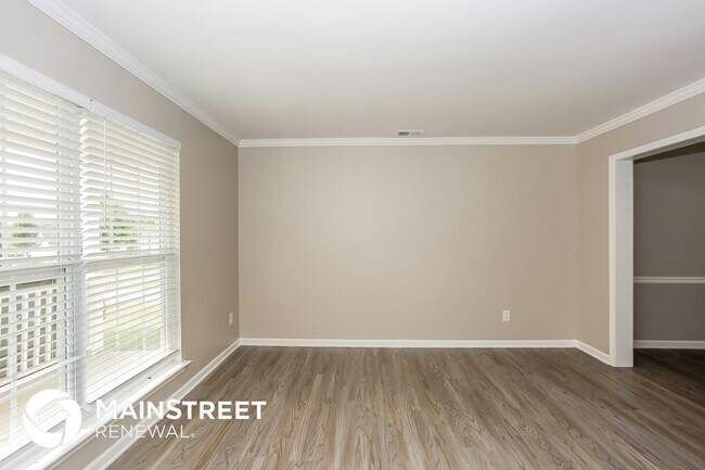 Foto del edificio - 196 Stallings Mill Dr