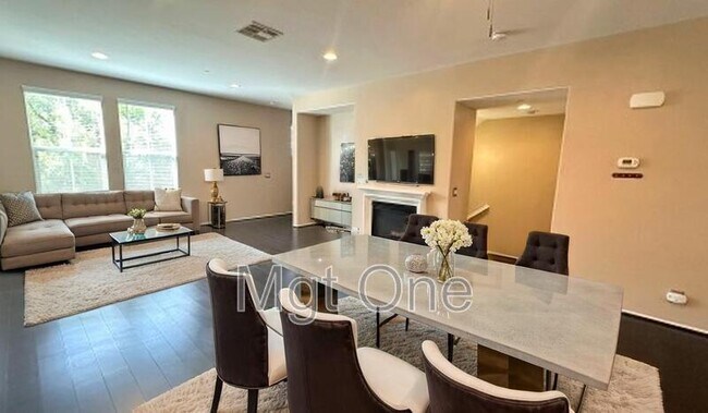 Foto del edificio - 12579 Ruvina Ln