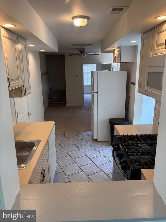 Foto del edificio - 221 Summit Ave