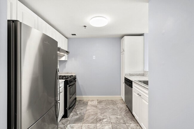 Foto del edificio - 15 N Beacon St