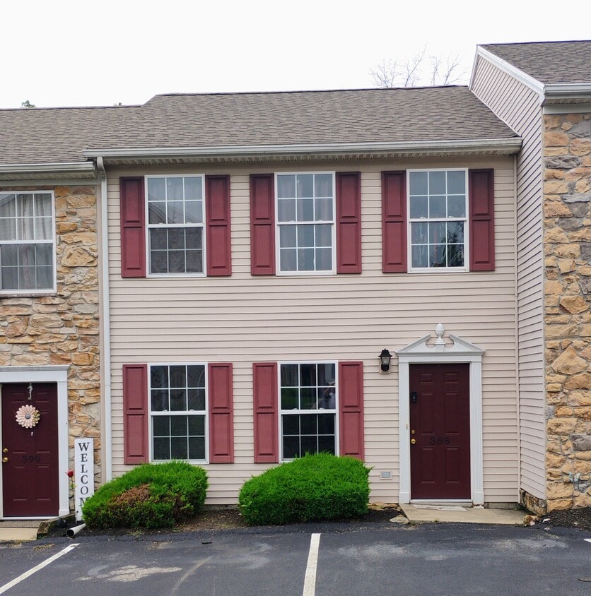 Primary Photo - 388 Cherry St