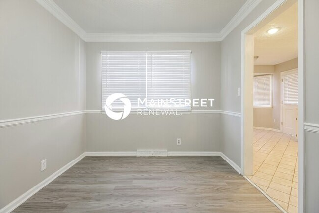 Foto del edificio - 3 Bedroom Pet-Friendly Home in Kansas City, MO with Main Street Renewal