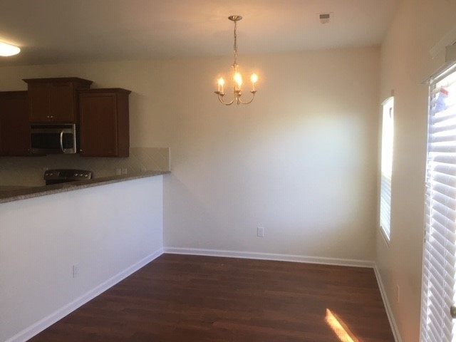 Building Photo - 4971 Old Towne Village Circle
