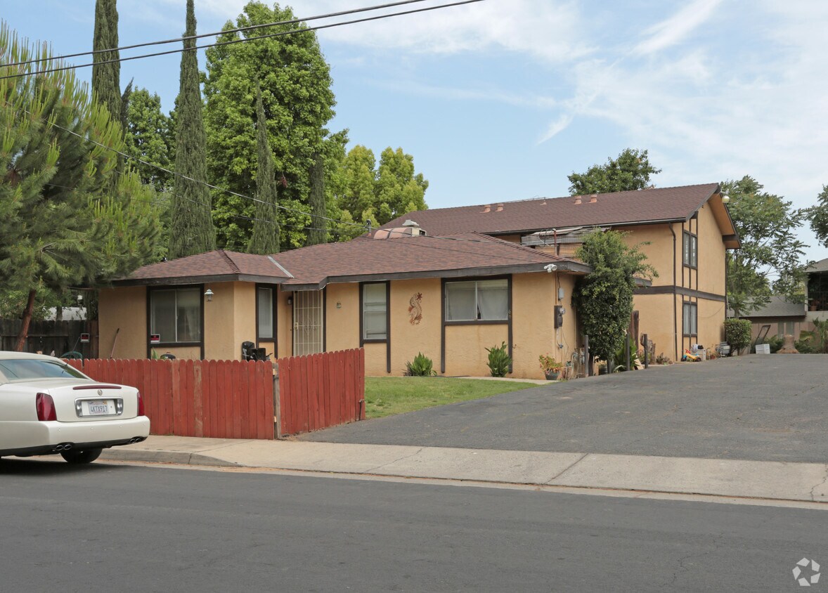 Foto principal - 69 W Beverly Dr