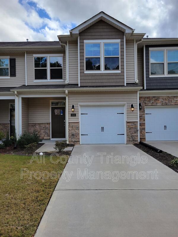 Foto principal - 1112 Apogee Dr