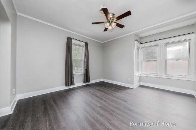 Foto del edificio - 3 Bedroom with Laundry & Garage