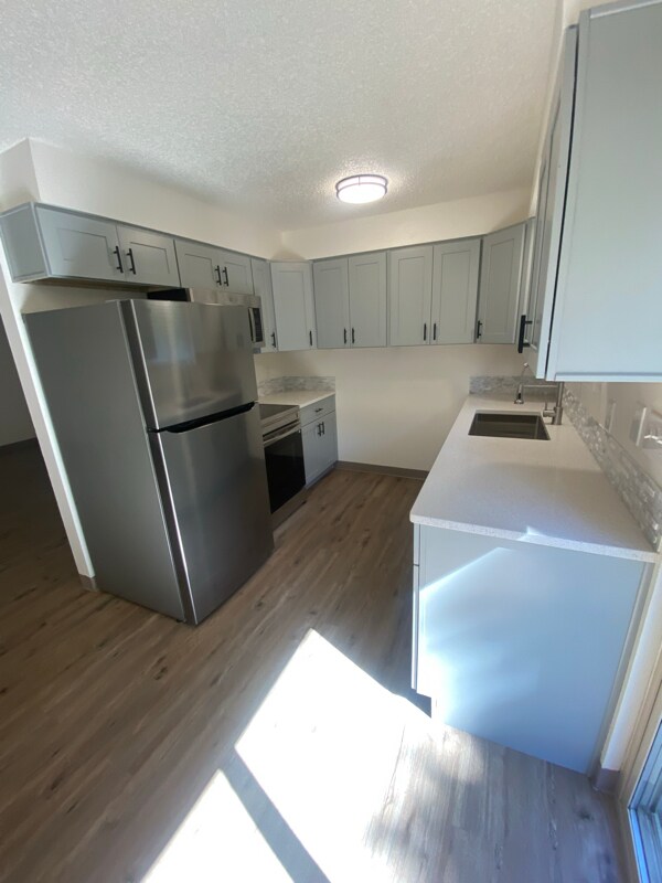 Foto principal - 906 S 42nd Ave
