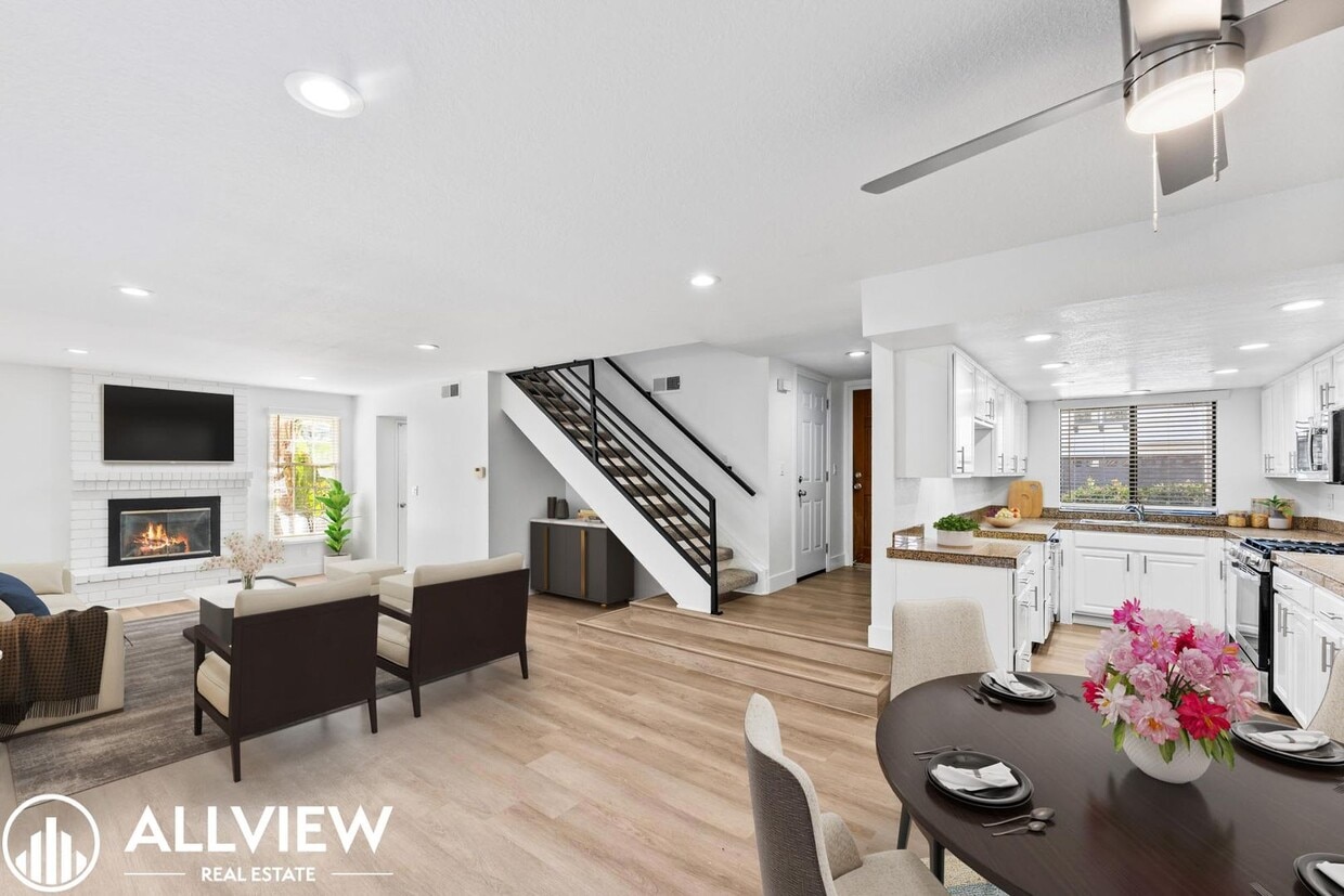 Primary Photo - Upgraded 3 Bedroom Townhome in the Gated C...