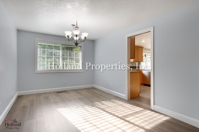 Foto del edificio - 2468 SE Heather Ct