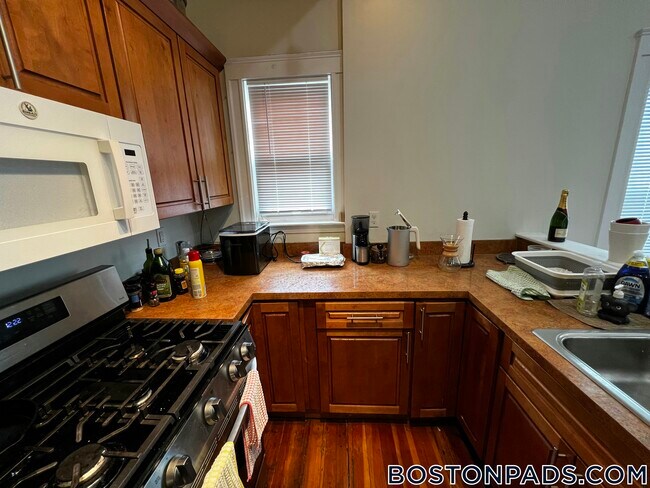 Foto del edificio - 358 Broadway