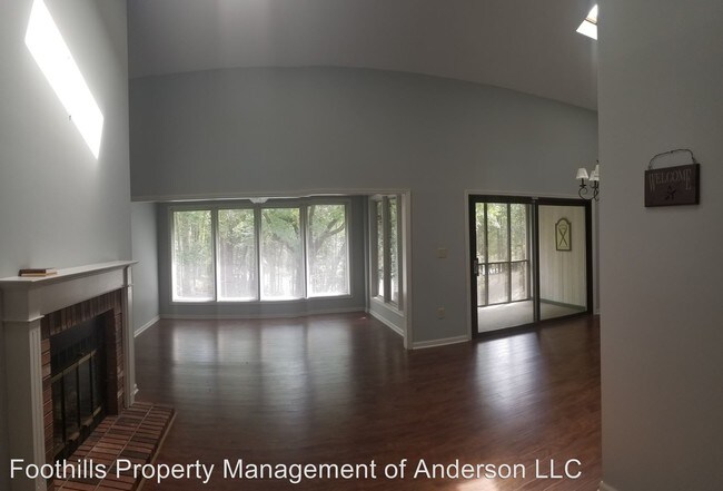 Building Photo - 3 br, 2 bath House - 1715 Leeward Rd