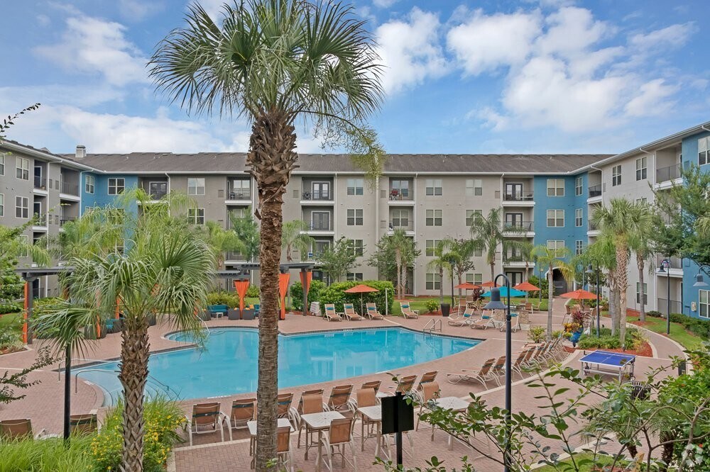 Apartments near Lake Cay Commons in Orlando, FL