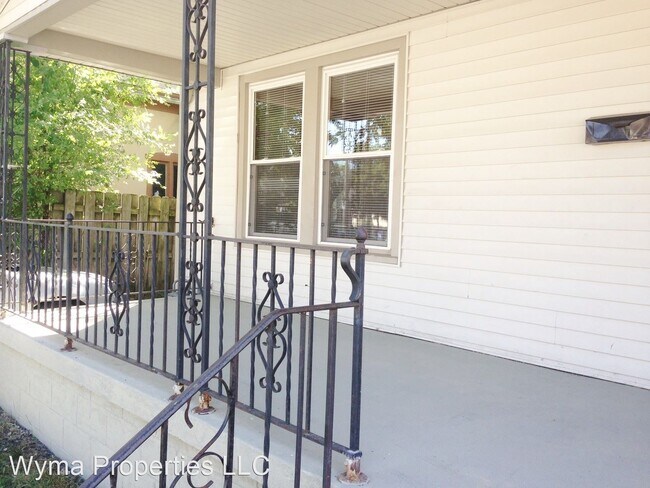 Building Photo - 3 br, 1.5 bath House - 750 Watkins St SE