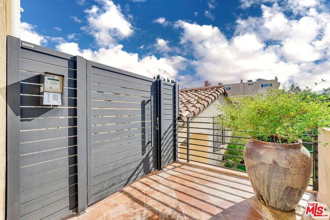 Foto del edificio - 918 S Wooster St