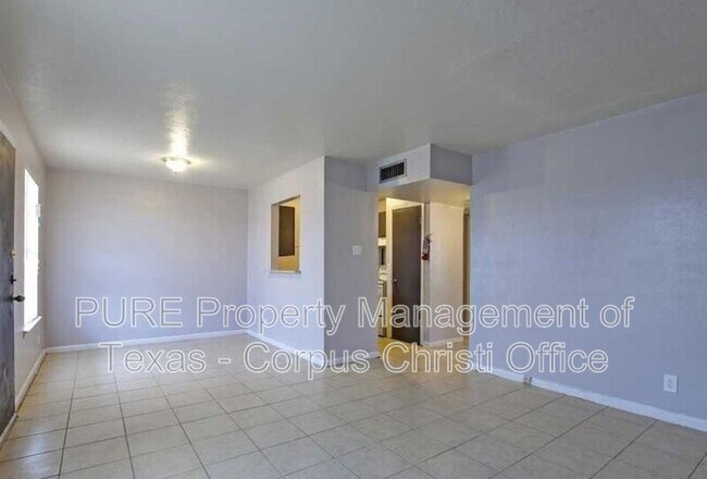 Building Photo - 3535 Cottonwood St
