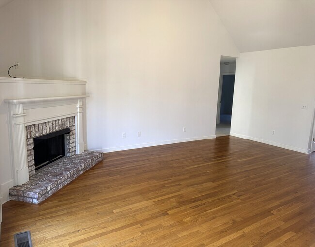 Foto del edificio - 1704 Tellico Dr