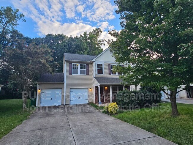 Photo - 1831 Yaupon Rd House