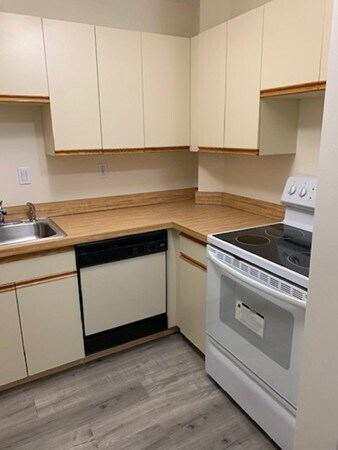 Foto del edificio - 90 Quincy Shore Dr