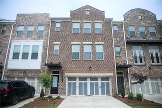 Building Photo - 3145 Quinn Pl