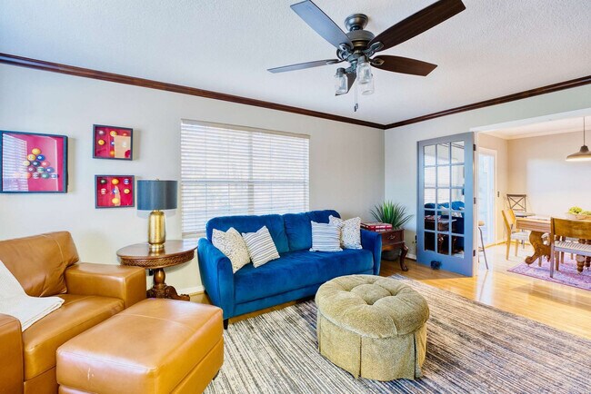 Foto del edificio - 1072 Valley View Dr