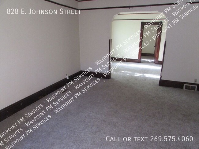 Foto del edificio - 828 E Johnson St